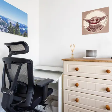شقة 2 Bed Near Heuston Station *